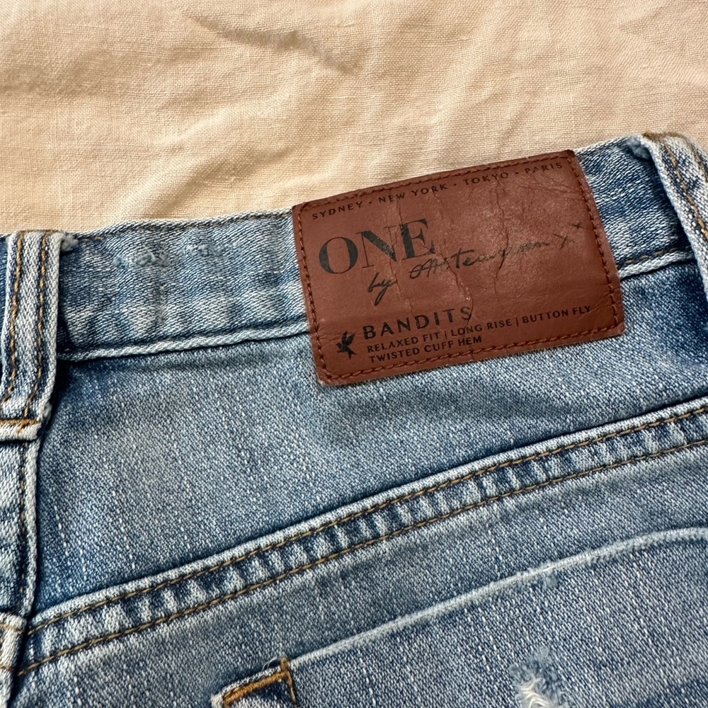 ONE teaspoon BANDITS denim shorts size 25.